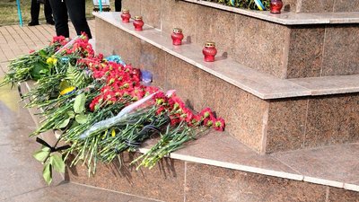 У Миколаєві вшанували пам'ять Героїв Небесної Сотні У Миколаєві вшанували пам'ять Героїв Небесної Сотні