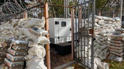 Лікарні Полтавщини обладнали генераторами, які забезпечують постачання електрики Лікарні Полтавщини обладнали генераторами, які забезпечують постачання електрики