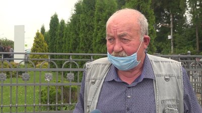 Людям, які живуть у селі на Тернопільщині, нічим добратися на роботу