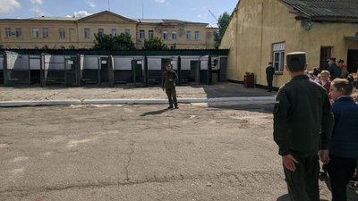 Миколаївські нацгвардійці влаштували день відкритих дверей для школярів Миколаївські нацгвардійці влаштували день відкритих дверей для школярів