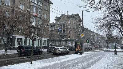 Через негоду 26 грудня громадський транспорт у Кременчуці курсує з затримками