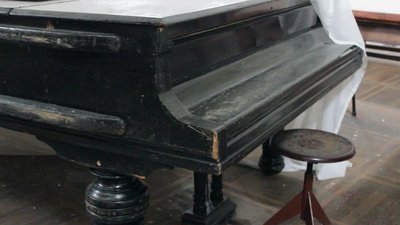 Наслідки обстрілів Харкова: в якому стані будівля наукової бібліотеки імені Короленка