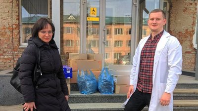 Мобільні бібліотеки в лікарні у Рівному: в медзакладі розповіли звідки ідея Мобільні бібліотеки в лікарні у Рівному: в медзакладі розповіли звідки ідея