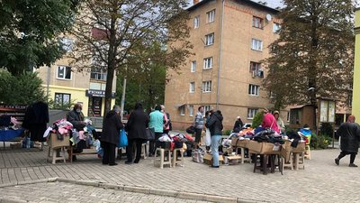 У Франківську розгорнули ринок для людей у скруті