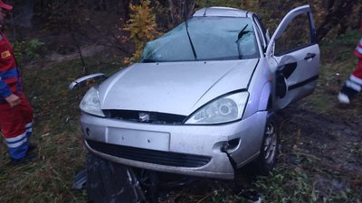 В аварії на Харківщині загинуло подружжя та їхня шестирічна дитина В аварії на Харківщині загинуло подружжя та їхня шестирічна дитина