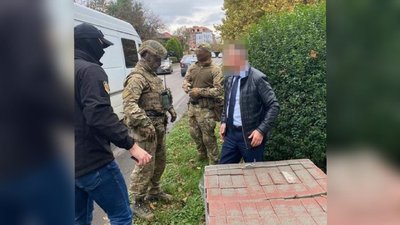 СБУ на Закарпатті викрила схему хабарів щодо зведення будівель за проєктом "Велике будівництво"