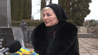 Тернополі попрощалися із загиблим бійцем Артуром-Артемом Харівим Тернополі попрощалися із загиблим бійцем Артуром-Артемом Харівим