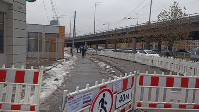 Посадовців підприємства, підпорядкованого "Київавтодору", підозрюють у розтраті 1 млн грн