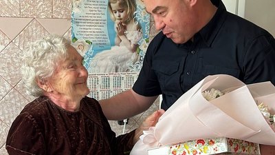 день народження, сто років, вітання з днем народження, сергій надал