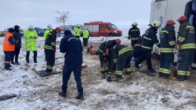 У Туреччині перекинувся туристичний автобус: п’ятеро загиблих, десятки травмованих
