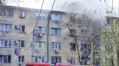 Під час пожежі в одному з районів Одеси загинули дві людини: трьох дітей врятували