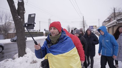 "Марафон добра": азовець Петро Скрипка пройшов марафон на підтримку військових