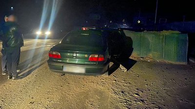 У Сумах водій авто в'їхав у габіон — поліція У Сумах водій авто в'їхав у габіон — поліція