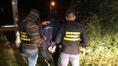 У Тернополі правоохоронці викрили інтернет-магазин із продажу марихуани У Тернополі правоохоронці викрили інтернет-магазин із продажу марихуани