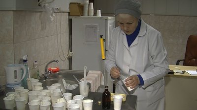 На ринку у Луцьку перевірили якість молочних та рослинних продуктів На ринку у Луцьку перевірили якість молочних та рослинних продуктів