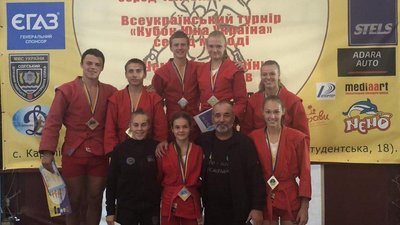 На Чемпіонаті України із самбо прикарпатські спортсмени взяли золото
