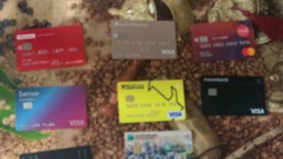 Шахрайський збір для ЗСУ: СБУ затримала шахраїв, які ошукали підприємців із Житомирщини Шахрайський збір для ЗСУ: СБУ затримала шахраїв, які ошукали підприємців із Житомирщини