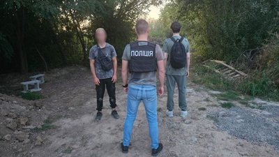 Закарпатця підозрюють у переправленні військовозобов'язаних через кордон