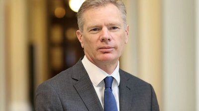 Іран оголосив британського посла персоною нон грата через участь у протестах