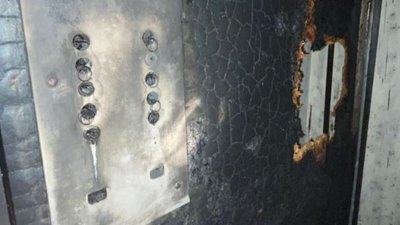 У луцькій багатоповерхівці загорівся ліфт. Пожежу ліквідували У луцькій багатоповерхівці загорівся ліфт. Пожежу ліквідували