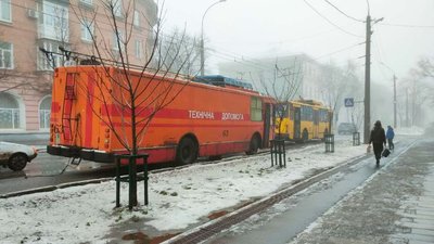 У Полтаві задимівся тролейбус: яка причина У Полтаві задимівся тролейбус: яка причина