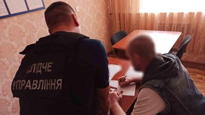 Представлялися працівниками банку: на Вінниччині вʼязні ошукали людей на 100 тисяч гривень