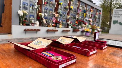 Чотирьох військових з Рівненщини відзначили нагородами посмертно
