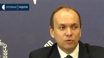 "Ми виступили з ініціативою запровадити додаткові відпустки для батьків", - голова Хмельницької ОДА