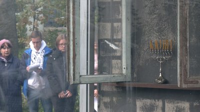 У Рівному до роковин Бабиного Яру відкрили вуличну виставку У Рівному до роковин Бабиного Яру відкрили вуличну виставку