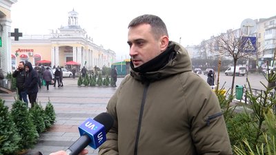 У Житомирі почали працювати ялинкові базари У Житомирі почали працювати ялинкові базари