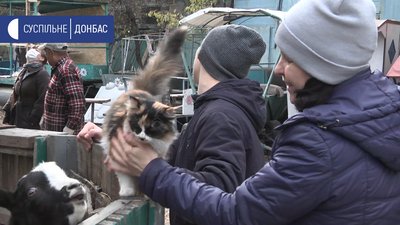 У Слов’янську пенсіонер облаштував мінізоопарк