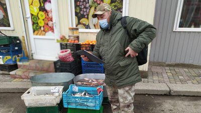 У Кропивницькому перевіряли місця продажу риби. За півтори години склали один протокол У Кропивницькому перевіряли місця продажу риби. За півтори години склали один протокол