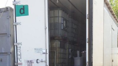 На Херсонщині припинили діяльність підпільної АЗС На Херсонщині припинили діяльність підпільної АЗС