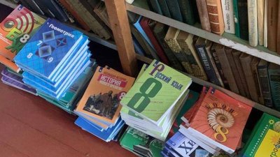 "Впроваджувала російські стандарти освіти": на Харківщині затримали освітянку