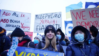 Порошенко прилетів в Україну. Проти нього відкрита справа про держзраду. Що відомо Порошенко прилетів в Україну. Проти нього відкрита справа про держзраду. Що відомо