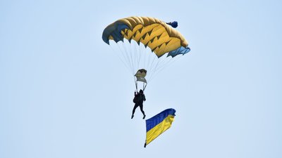 В Одесі відбувся військово-морський парад до 30-ї річниці Незалежності України В Одесі відбувся військово-морський парад до 30-ї річниці Незалежності України