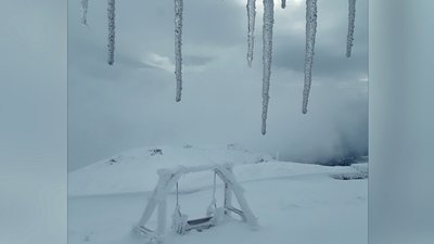 У Карпатах засніжило, температура опустилася до -5