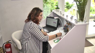 Хмельничанка працює над створенням платформи допомоги для військових Хмельничанка працює над створенням платформи допомоги для військових