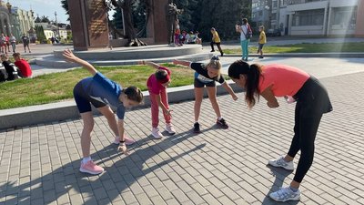 У пам’ять про загиблих: у Черкасах небайдужі "біжать за Героїв України" У пам’ять про загиблих: у Черкасах небайдужі "біжать за Героїв України"