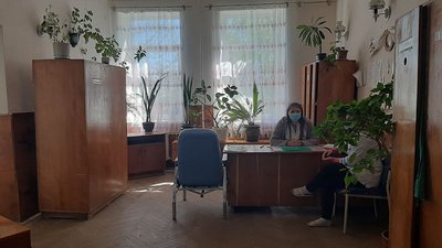 Медикам однієї із лікарень на Львівщині не виплачують зарплати із березня Медикам однієї із лікарень на Львівщині не виплачують зарплати із березня