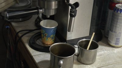 Косметичний ремонт та підрахування збитків — як підприємці у Святогірську відновлюють бізнес після деокупації Косметичний ремонт та підрахування збитків — як підприємці у Святогірську відновлюють бізнес після деокупації