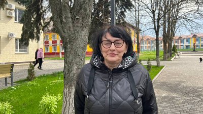 "Ми сумували за школою". У Криворізькому районі Дніпропетровщини відновлюють очне навчання "Ми сумували за школою". У Криворізькому районі Дніпропетровщини відновлюють очне навчання