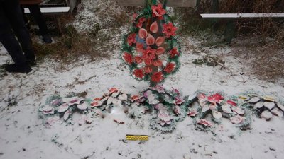 У деокупованій громаді на Миколаївщині правоохоронці ексгумували тіла трьох підлітків У деокупованій громаді на Миколаївщині правоохоронці ексгумували тіла трьох підлітків