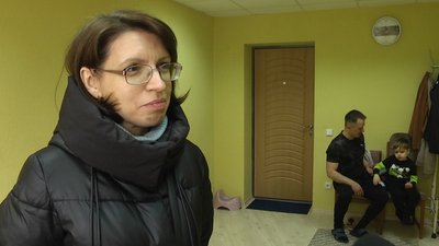 В Житомирі для дітей з аутизмом проводять заняття з акробатичної йоги В Житомирі для дітей з аутизмом проводять заняття з акробатичної йоги
