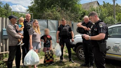 Родину з дітьми евакуювали з Куп'янщини