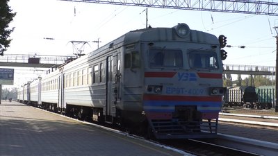 Розклад потягів на Чернігівщині: тимчасові зміни в русі приміських потягів