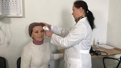 Надія Боярчук приймає пацієнтку