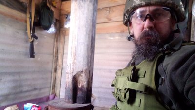 "Я прямо з сесії в костюмі пішов у ТрО", — як депутат Мукачівської міськради став військовим "Я прямо з сесії в костюмі пішов у ТрО", — як депутат Мукачівської міськради став військовим