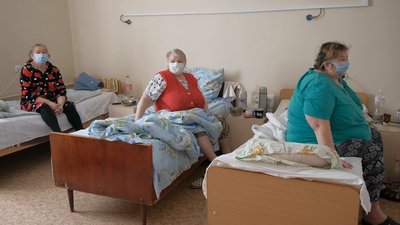 "Третя хвиля коронавірусу в рази важча за попередню". Як боряться з COVID-19 у калинівській ЦРЛ "Третя хвиля коронавірусу в рази важча за попередню". Як боряться з COVID-19 у калинівській ЦРЛ