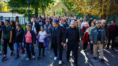 У Києві відбувається Марш пам'яті жертв Бабиного Яру. Фоторепортаж У Києві відбувається Марш пам'яті жертв Бабиного Яру. Фоторепортаж